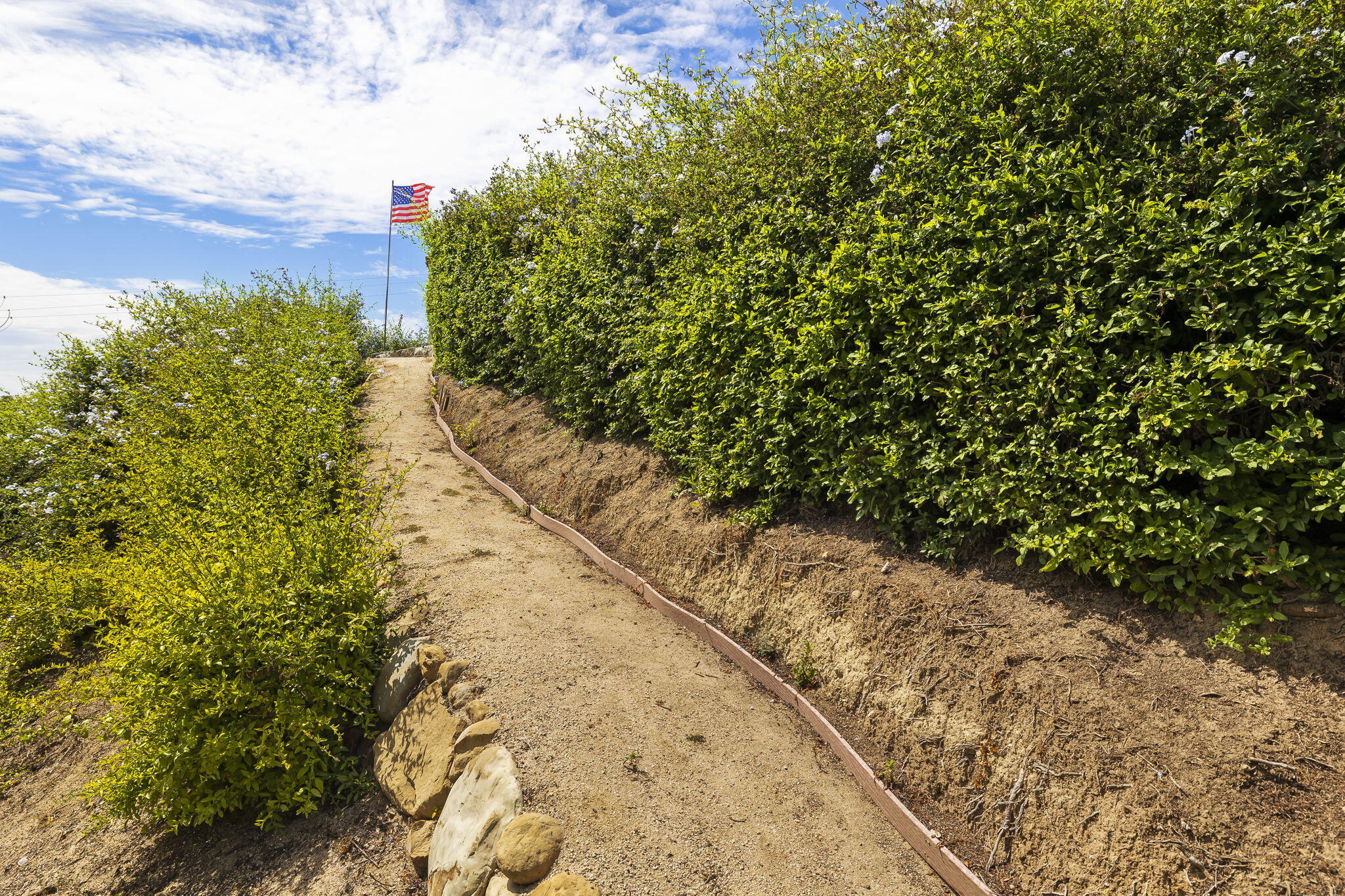 550 Miramonte Drive Santa Barbara, CA 93109 - Photo 70 of 83 69-web-or-mls-UpmarketMedia_550Mir-197