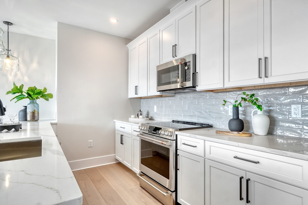 62 Foundry Street, Unit 508 Wakefield, MA 01880 - Photo 7 of 32