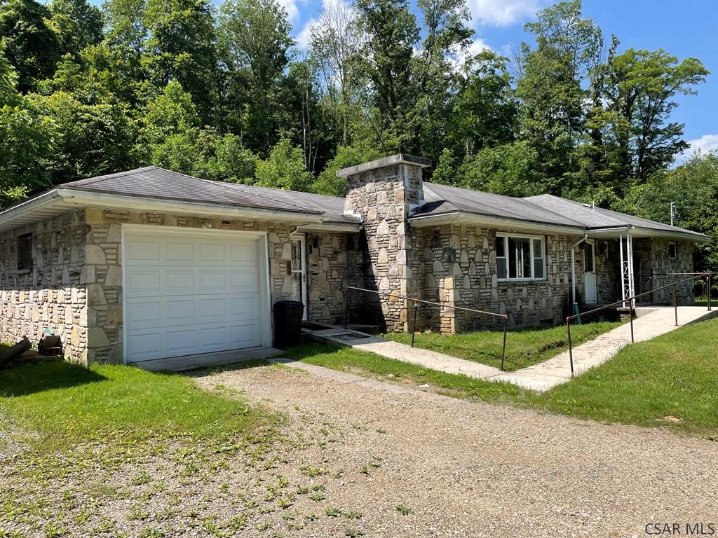 169 Country Club Road Johnstown, PA 15905 - Photo 5 of 31 Gallery Image 5