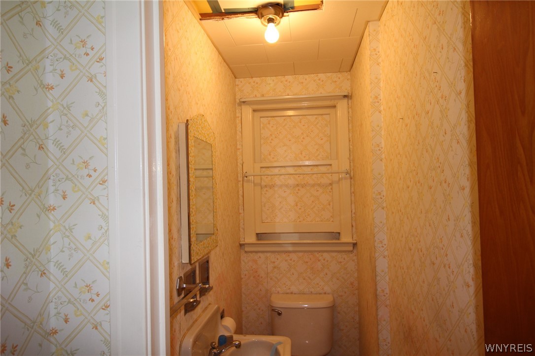 29 Allendale Road Cheektowaga, NY 14215 - Photo 16 of 30