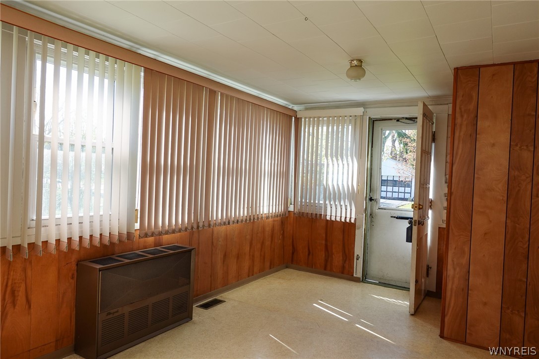 29 Allendale Road Cheektowaga, NY 14215 - Photo 4 of 30