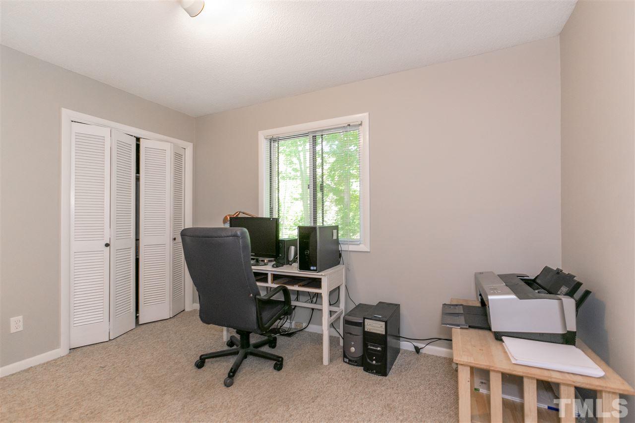 1901 Medfield Road Raleigh, NC 27607 - Photo 11 of 25