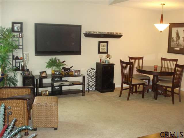 1976 B116 Curry Road Schenectady, NY 12303 - Photo 5 of 14 Photo 5