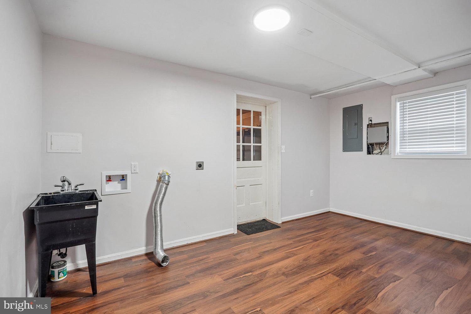 8320 Telegraph Road Lorton, VA 22079 - Photo 20 of 34 Mud Room/Laundry