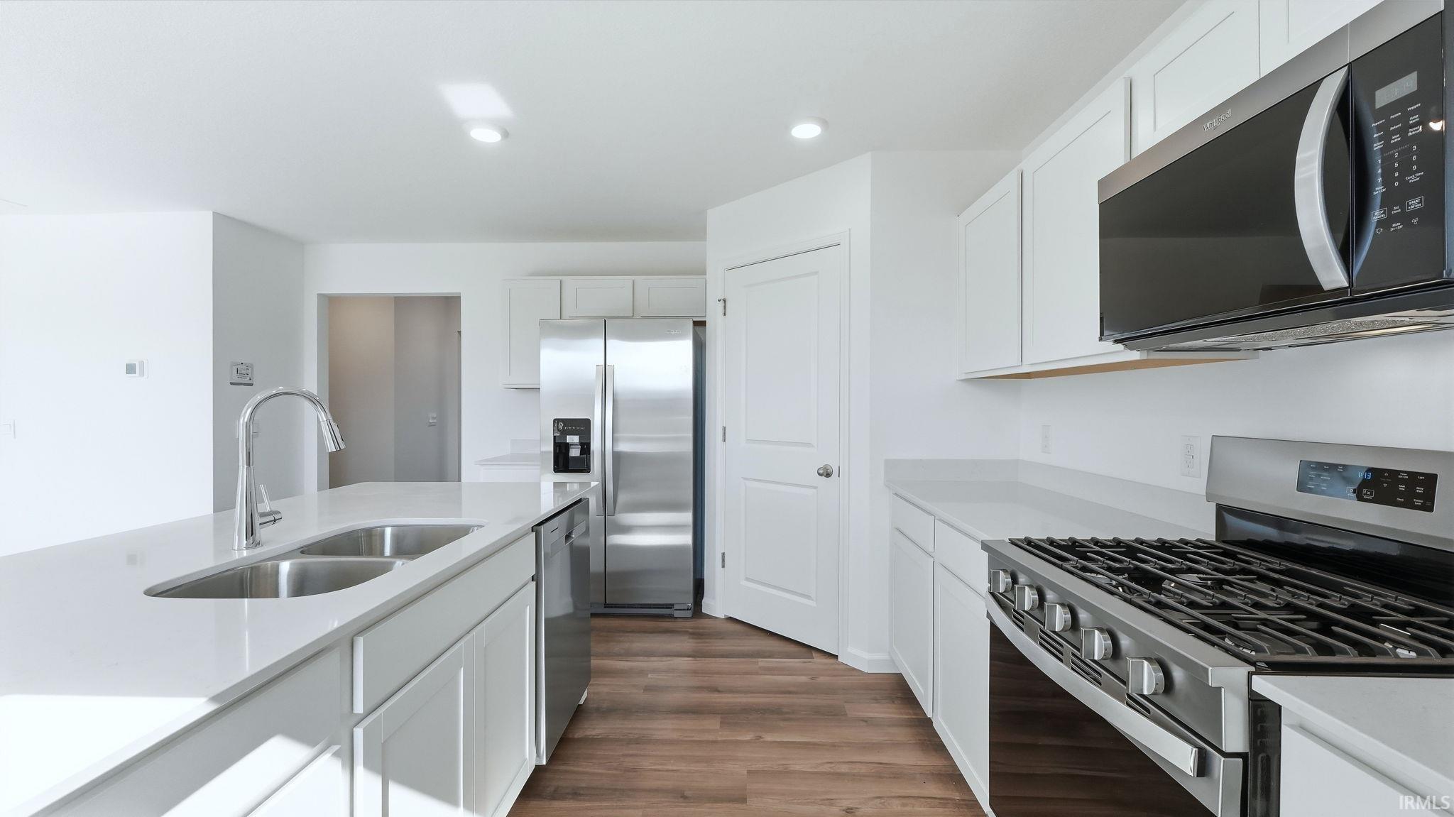 3629 Beck Court Fort Wayne, IN 46818 - Photo 10 of 36