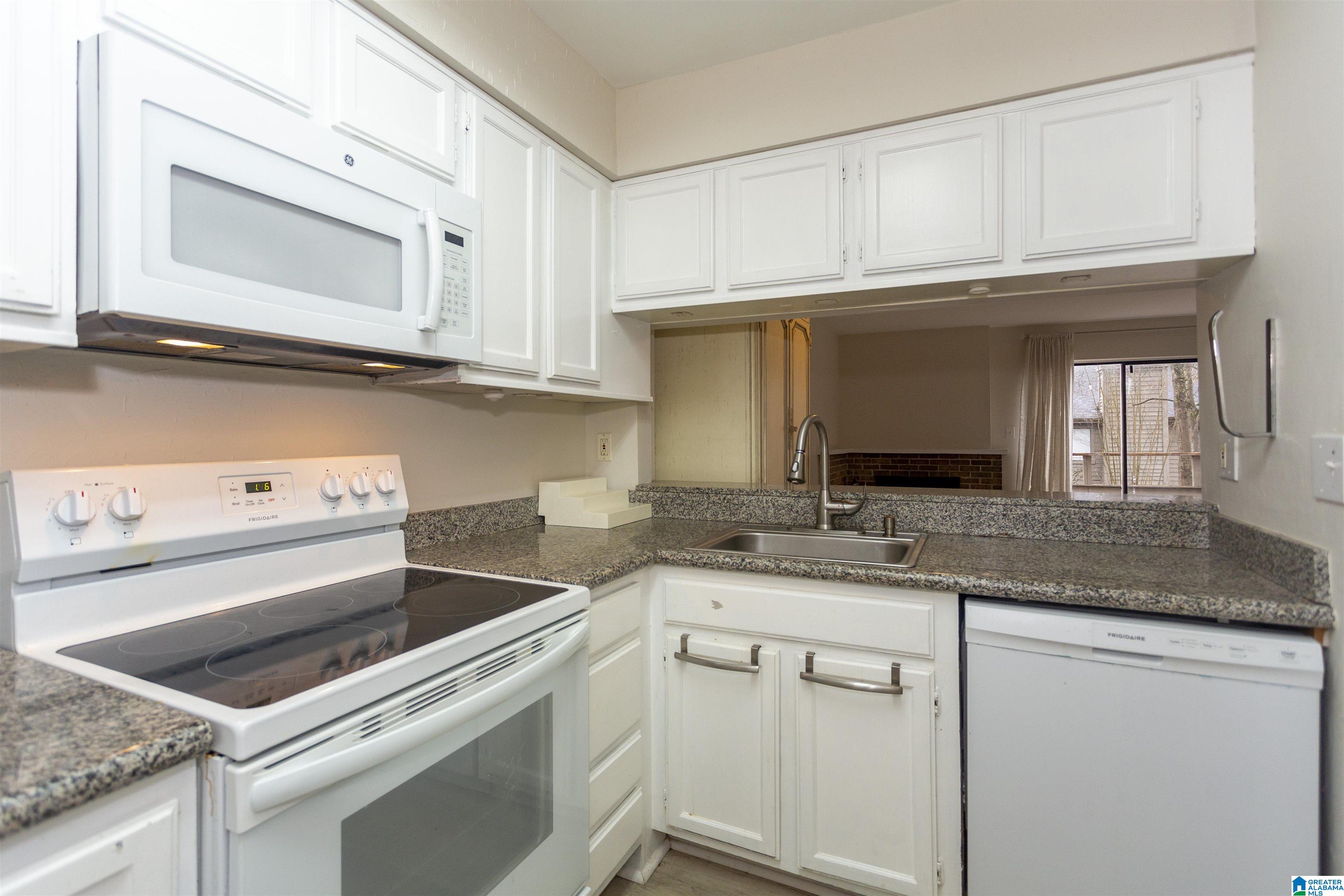3825 Windhover, Unit 3825 Birmingham, AL 35216 - Photo 17 of 32