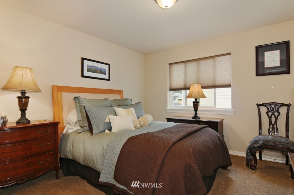 4727 Northeast 2nd Street Renton, WA 98059 - Photo 16 of 20