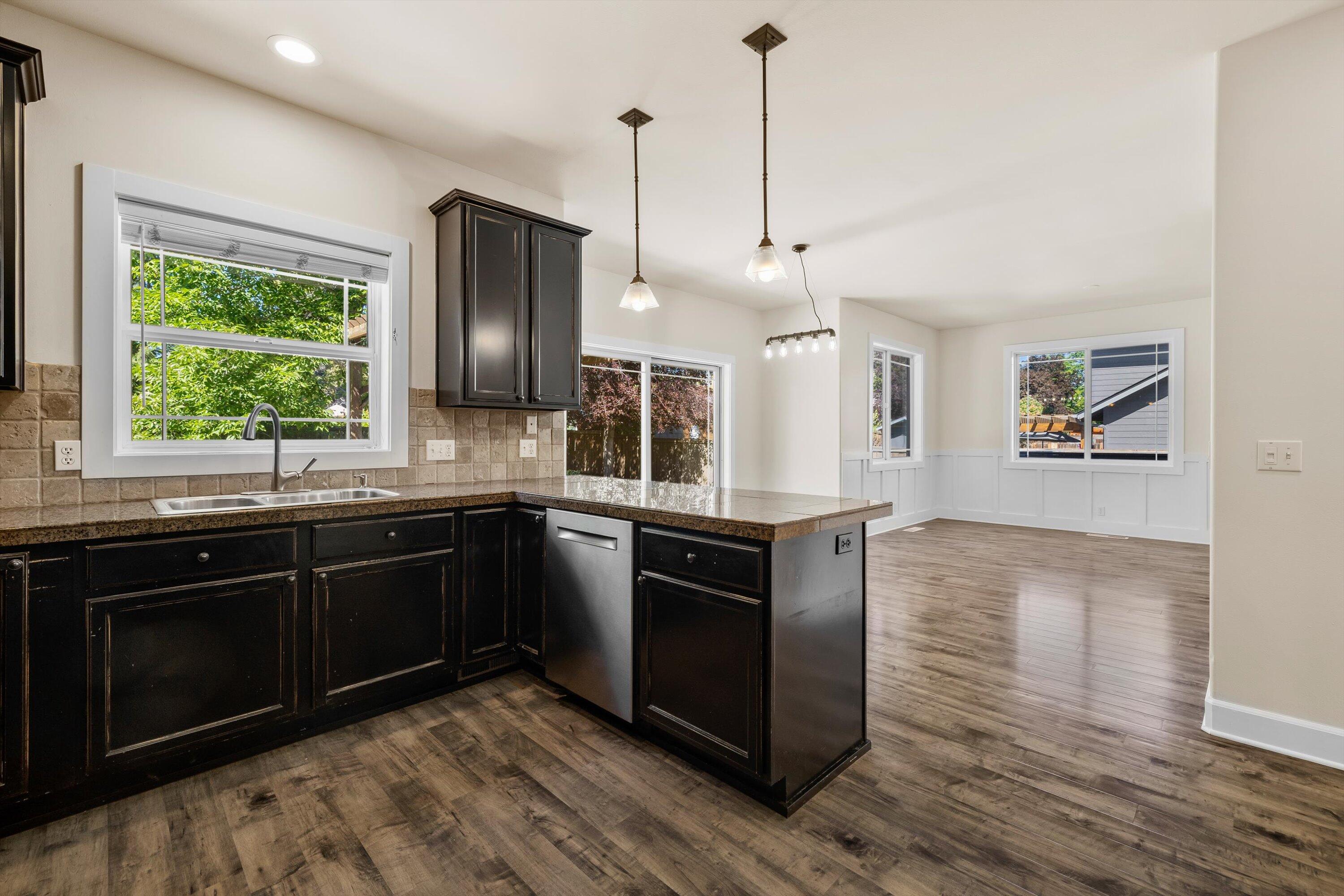 63503 Ranch Village Drive Bend, OR 97701 - Photo 17 of 39 13-6516_250813_JILLROSELL