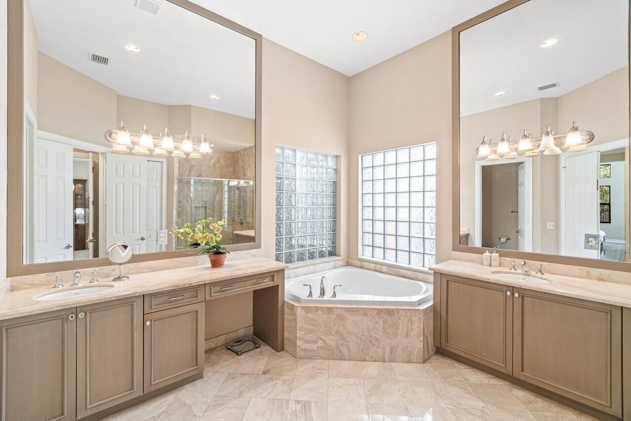 8574 Lewis River Road Delray Beach, FL 33446 - Photo 16 of 45 027-8574LewisRiverRoad-DelrayBeach-FL-33