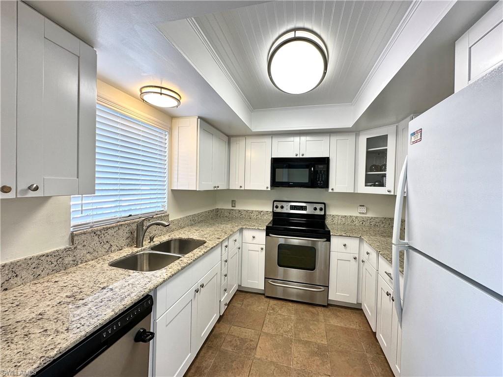 5651 Rattlesnake Hammock Road, Unit 202C Naples, FL 34113 - Photo 1 of 9 Gallery Image 1