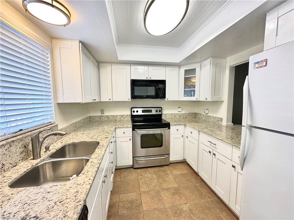 5651 Rattlesnake Hammock Road, Unit 202C Naples, FL 34113 - Photo 2 of 9 Gallery Image 2