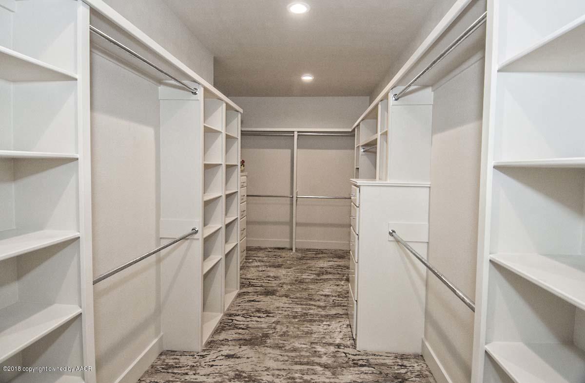 5704 Wesley Road Amarillo, TX 79119 - Photo 22 of 42 MASTER CLOSET VIEW 1