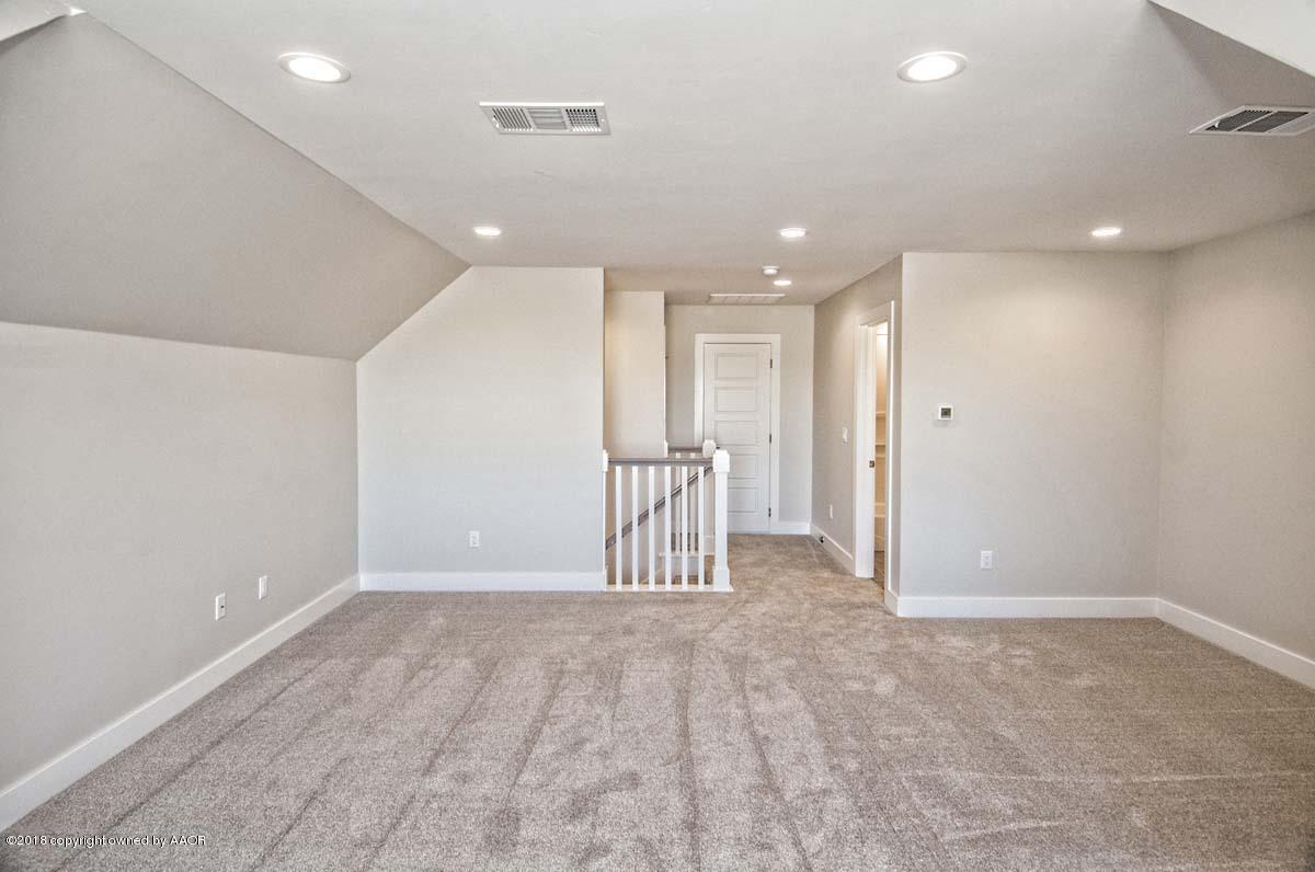 5704 Wesley Road Amarillo, TX 79119 - Photo 32 of 42 2ND LIVING VIEW 3