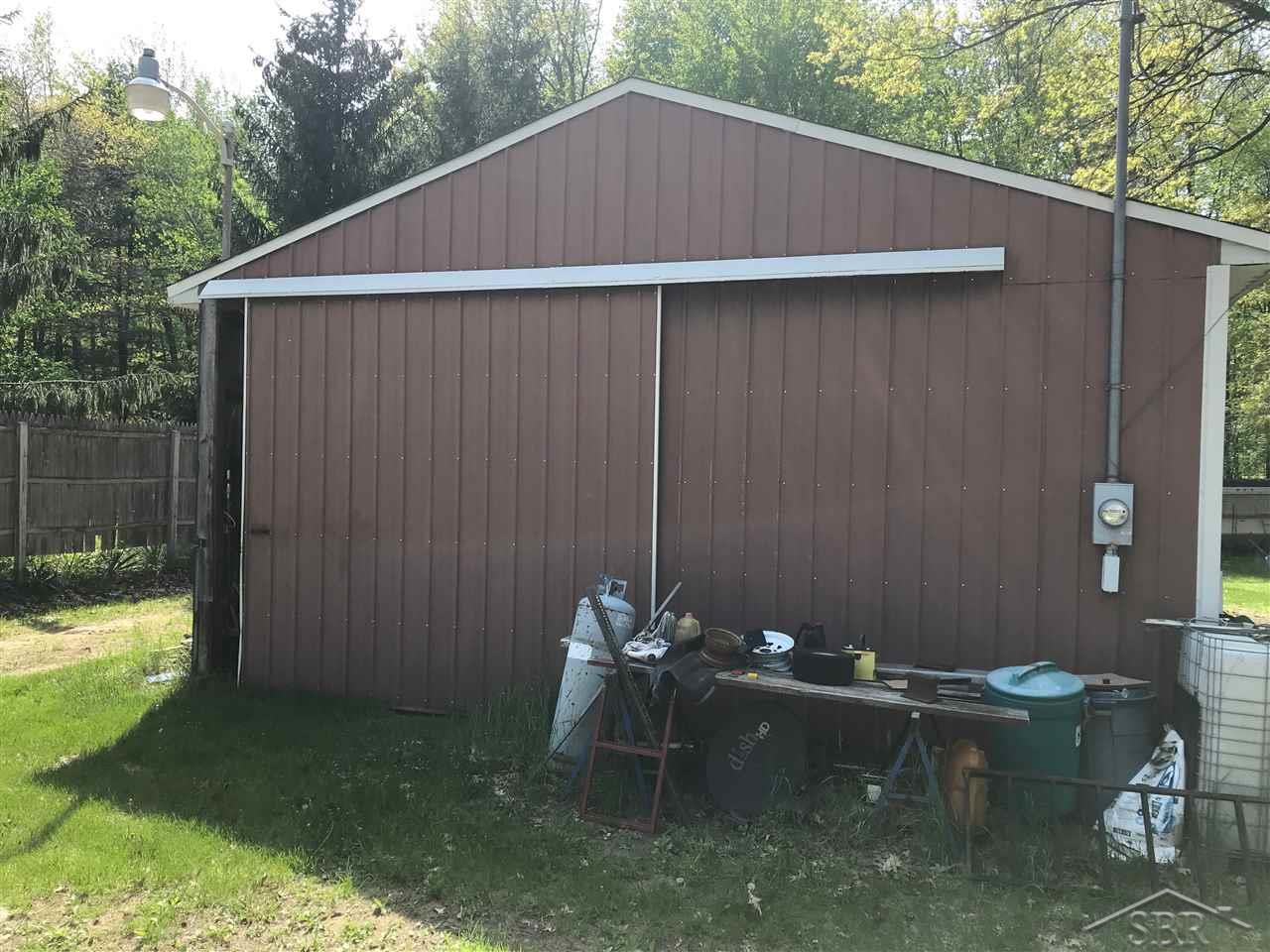12942 Fordney Road Chesaning, MI 48616 - Photo 20 of 22 31347806-19.JPG