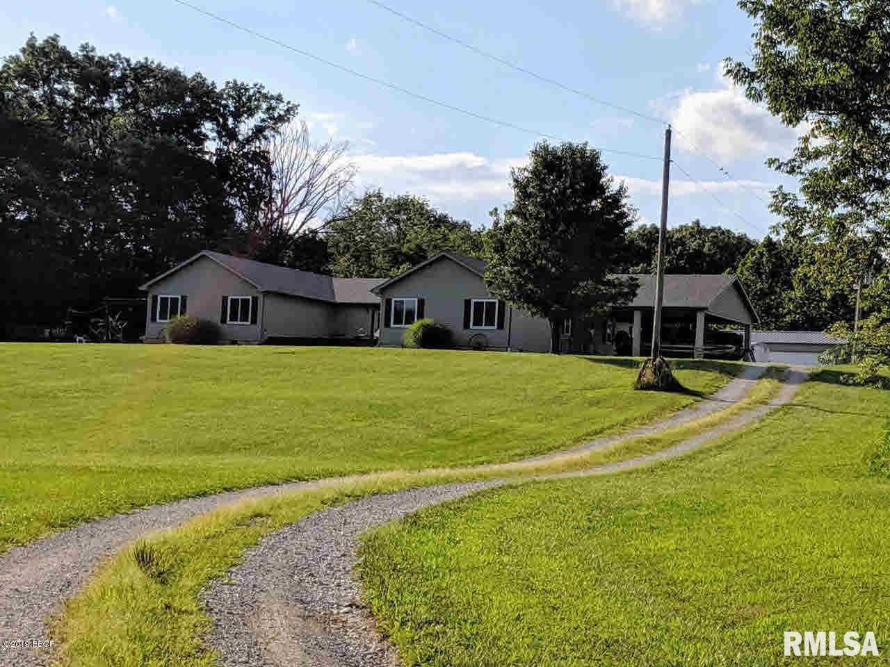 6679 White Walnut Road Pinckneyville, IL 62274 - Photo 2 of 26