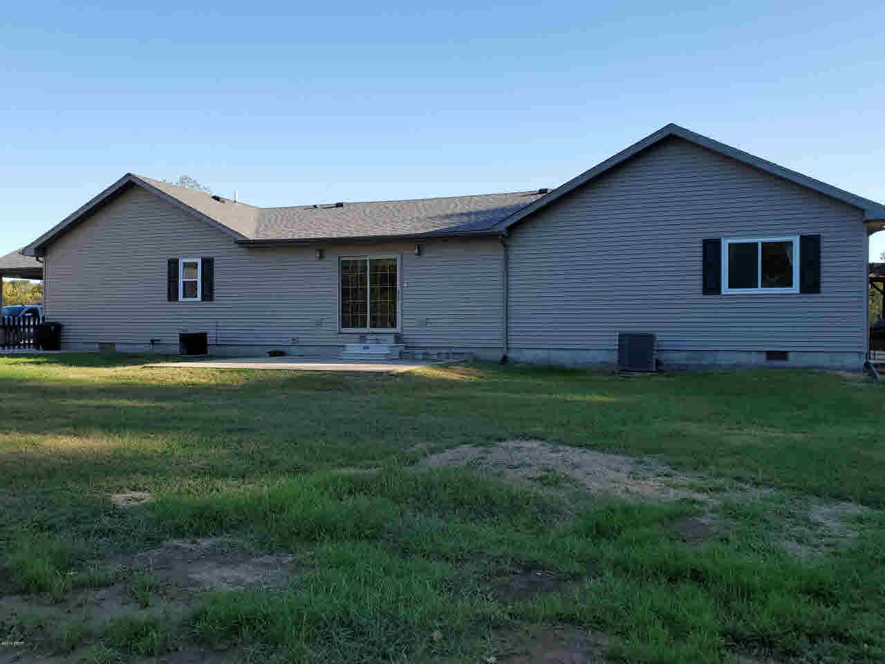 6679 White Walnut Road Pinckneyville, IL 62274 - Photo 5 of 26