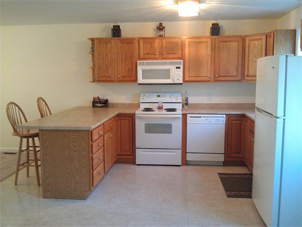 48 Finch Road, Unit 3 Raynham, MA 02767 - Photo 6 of 8 Gallery Image 6