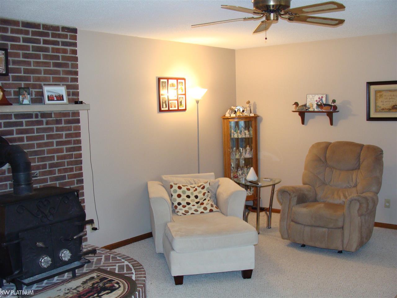4065 Norman Road Fort Gratiot, MI 48059 - Photo 13 of 22 31312389-12.JPG