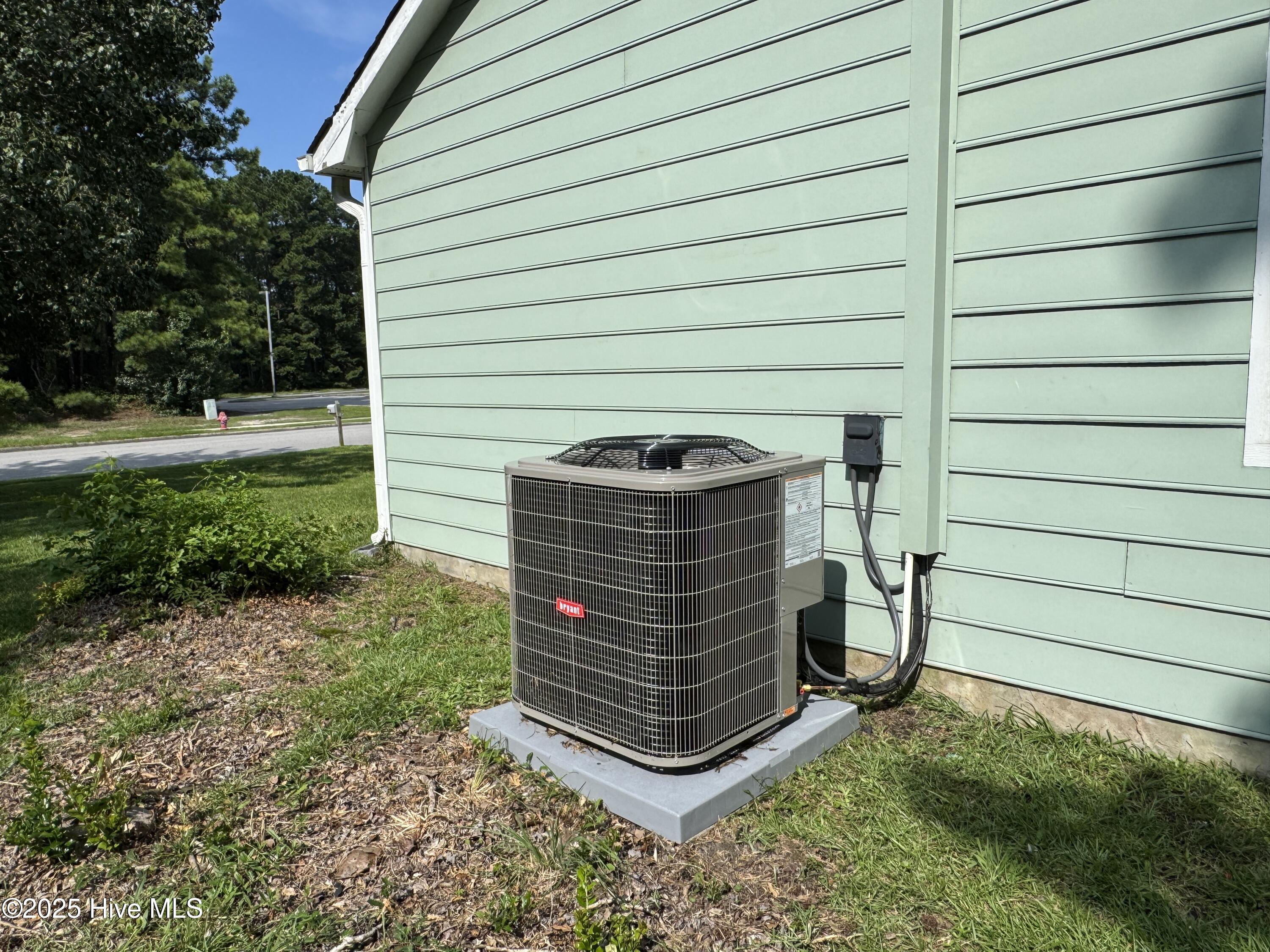 288 Huff Drive Jacksonville, NC 28546 - Photo 27 of 32 IMG_2904 4