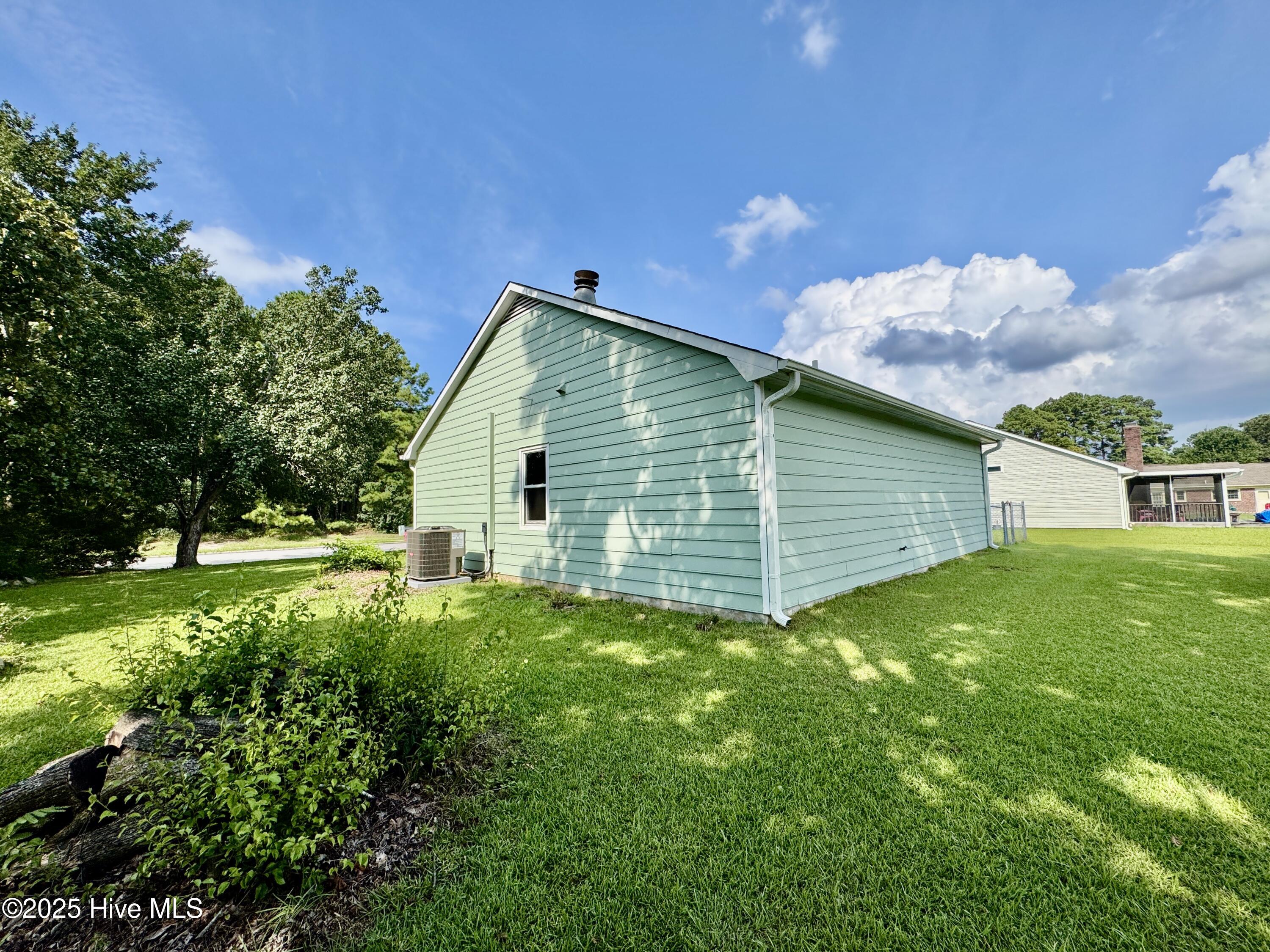 288 Huff Drive Jacksonville, NC 28546 - Photo 28 of 32 IMG_2906 2