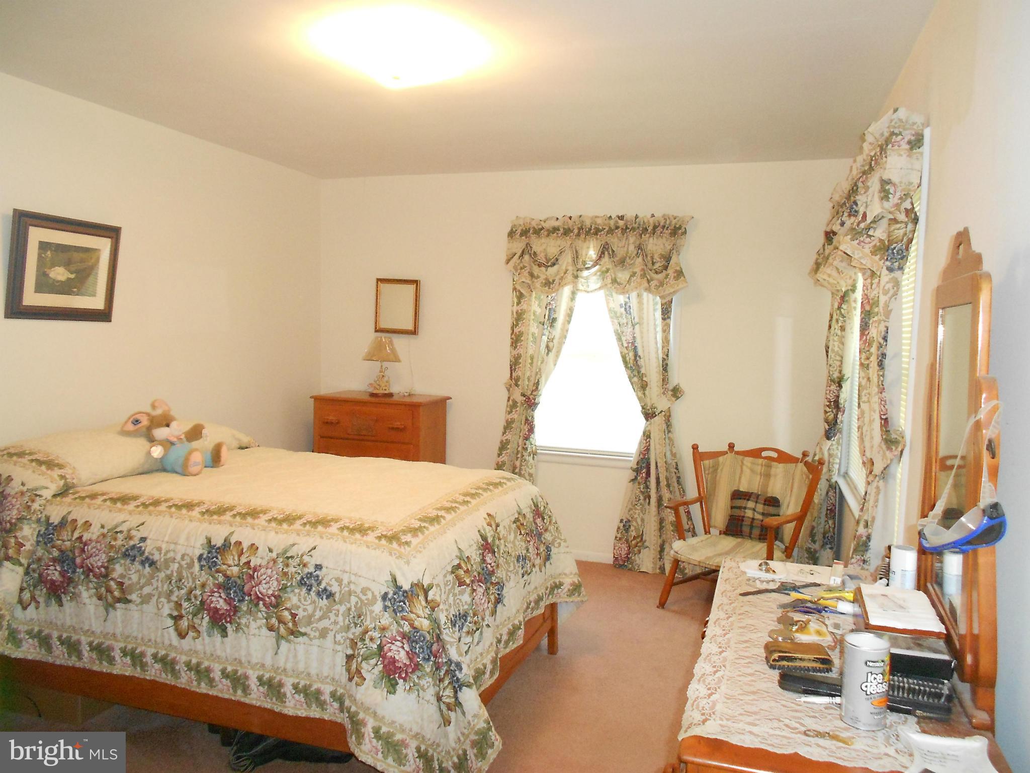 1818 Middleborough Road Baltimore, MD 21221 - Photo 15 of 29 Bedroom