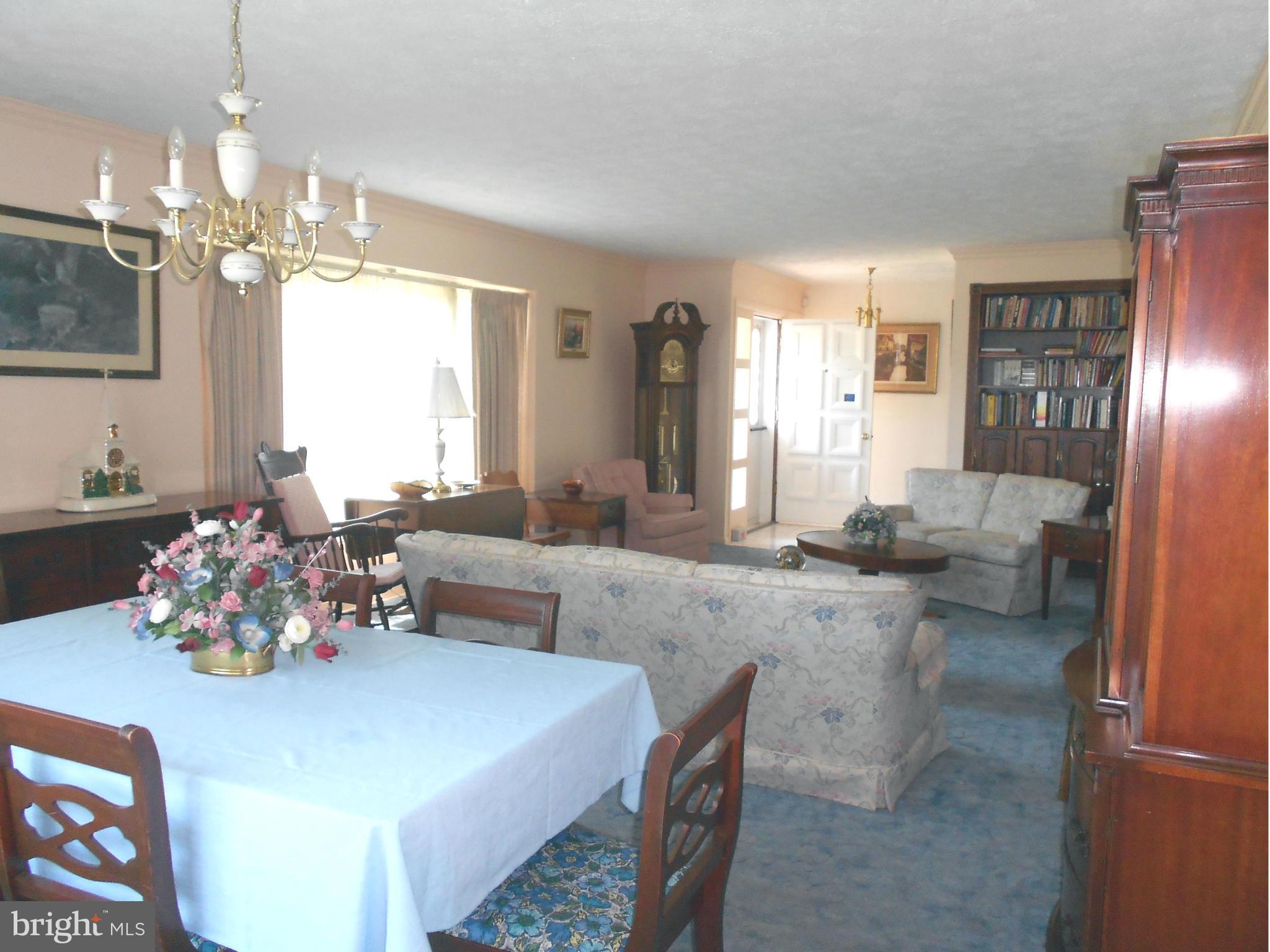 1818 Middleborough Road Baltimore, MD 21221 - Photo 5 of 29 Dining Room