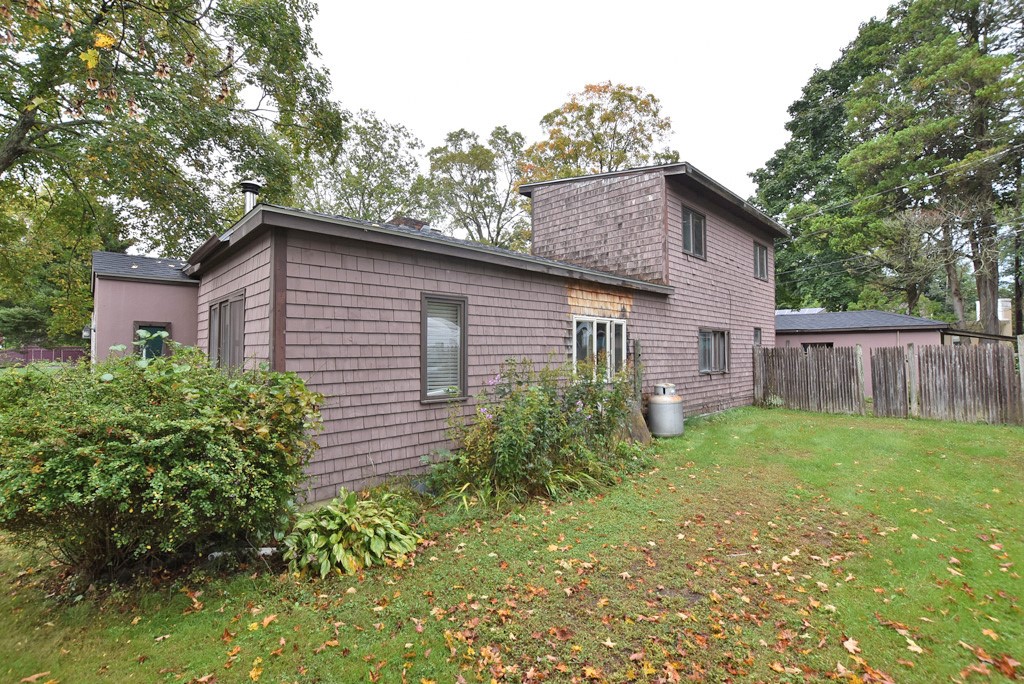 56 Maple Leaf Road Burrillville, RI 02826 - Photo 15 of 16