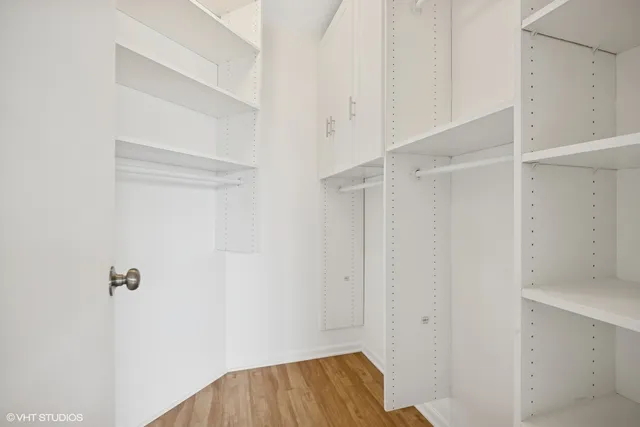 $2,990 | 639 Navajo Street, Round Lake Heights, IL 60073