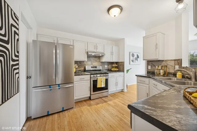 $2,990 | 639 Navajo Street, Round Lake Heights, IL 60073