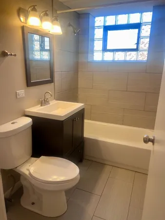 $1,450 | 4225 Forest Avenue, Unit W1S, Downers Grove, IL 60515