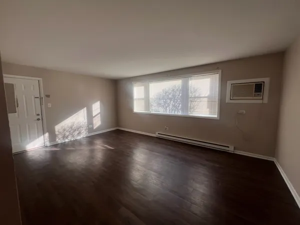 $1,450 | 4225 Forest Avenue, Unit W1S, Downers Grove, IL 60515