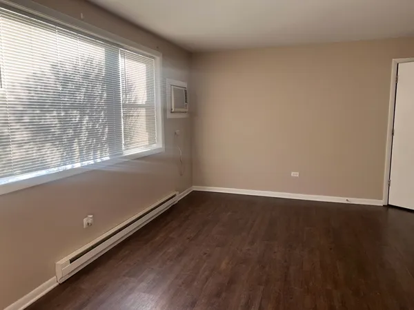 $1,450 | 4225 Forest Avenue, Unit W1S, Downers Grove, IL 60515