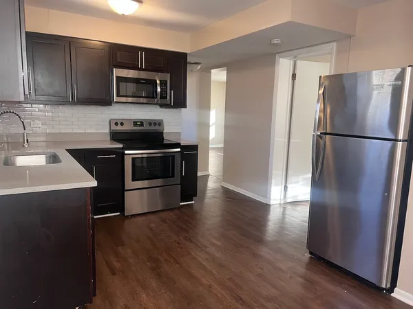 $1,450 | 4225 Forest Avenue, Unit W1S, Downers Grove, IL 60515