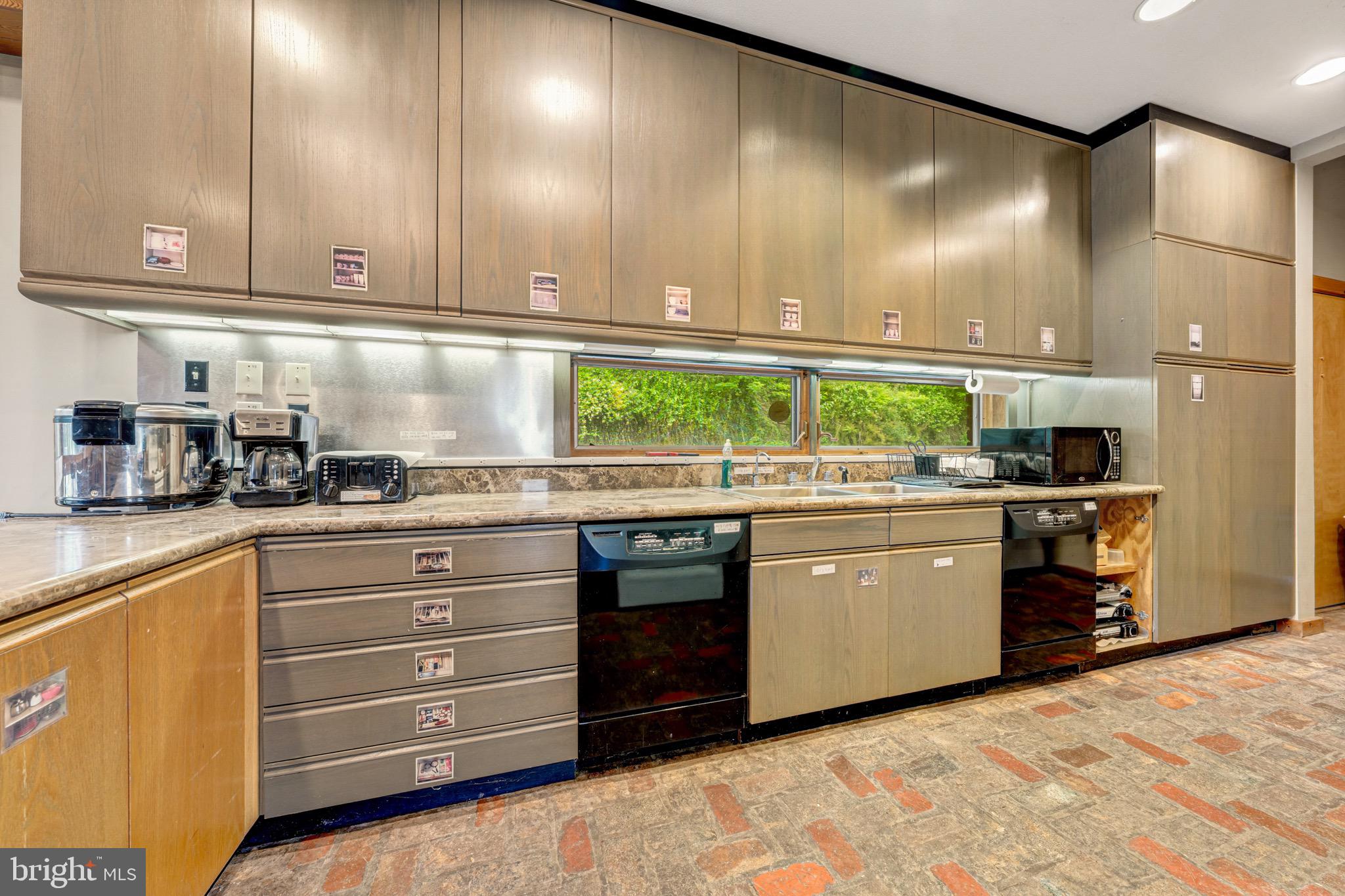 895 Fishers Road Toms Brook, VA 22660 - Photo 16 of 65