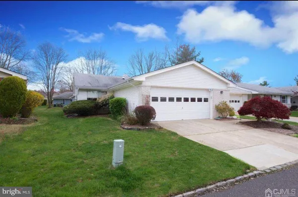 $2,950 | 705 A Croydon Road, Monroe Township, NJ 08831