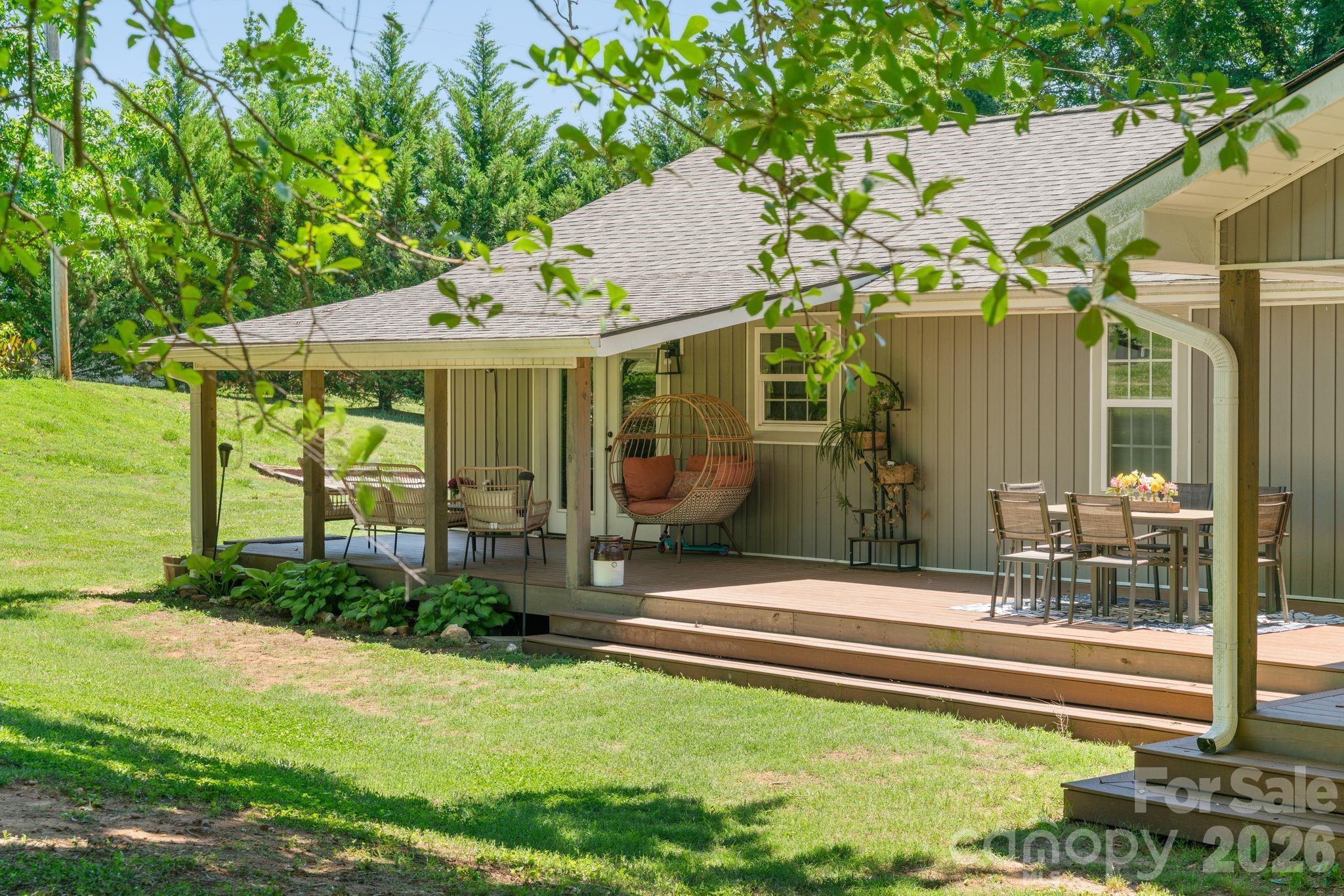 527 Floyd Blackwell Road Tryon, NC 28782 - Photo 35 of 41