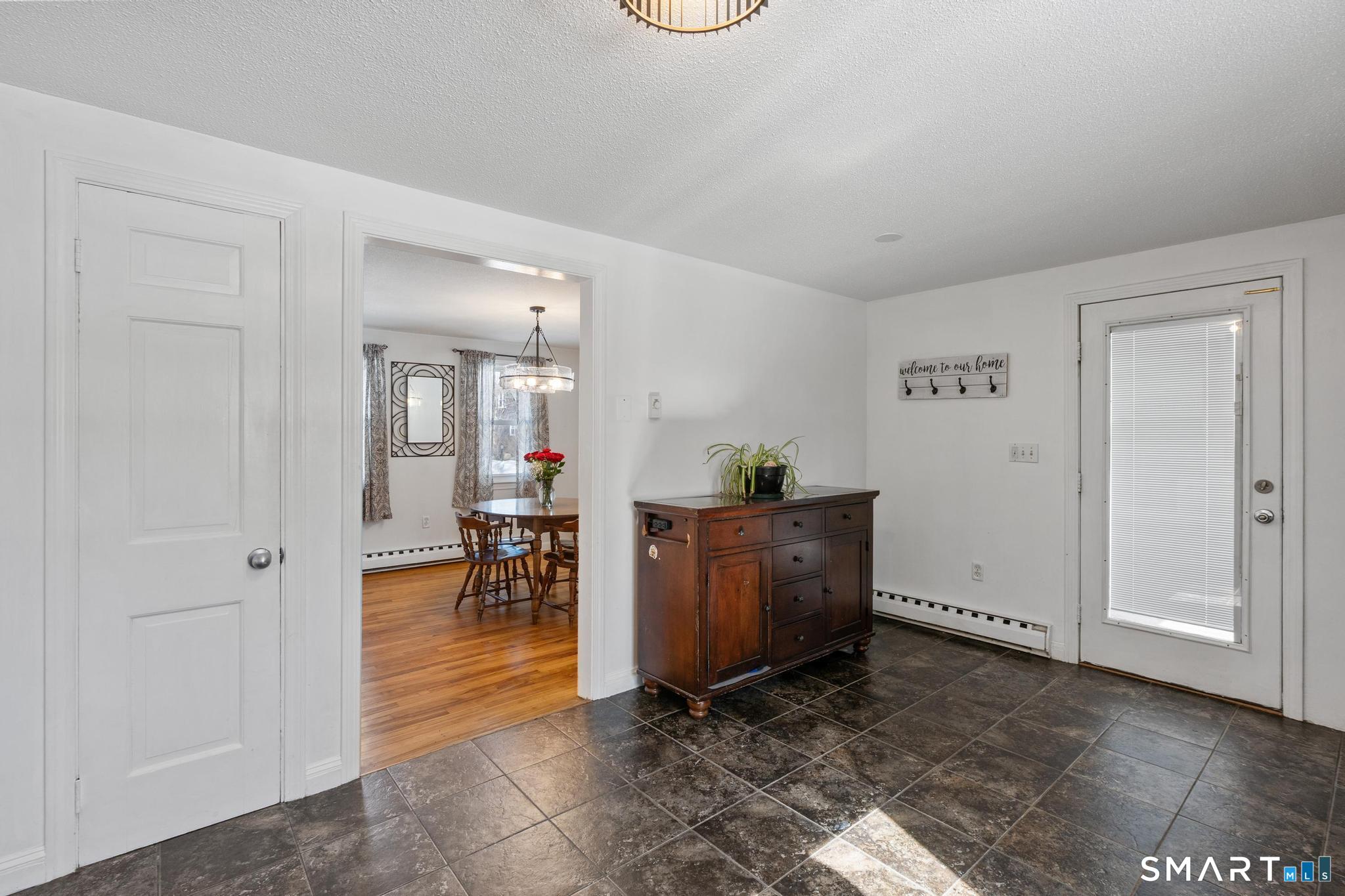 29 Silver Lane Enfield, CT 06082 - Photo 15 of 33