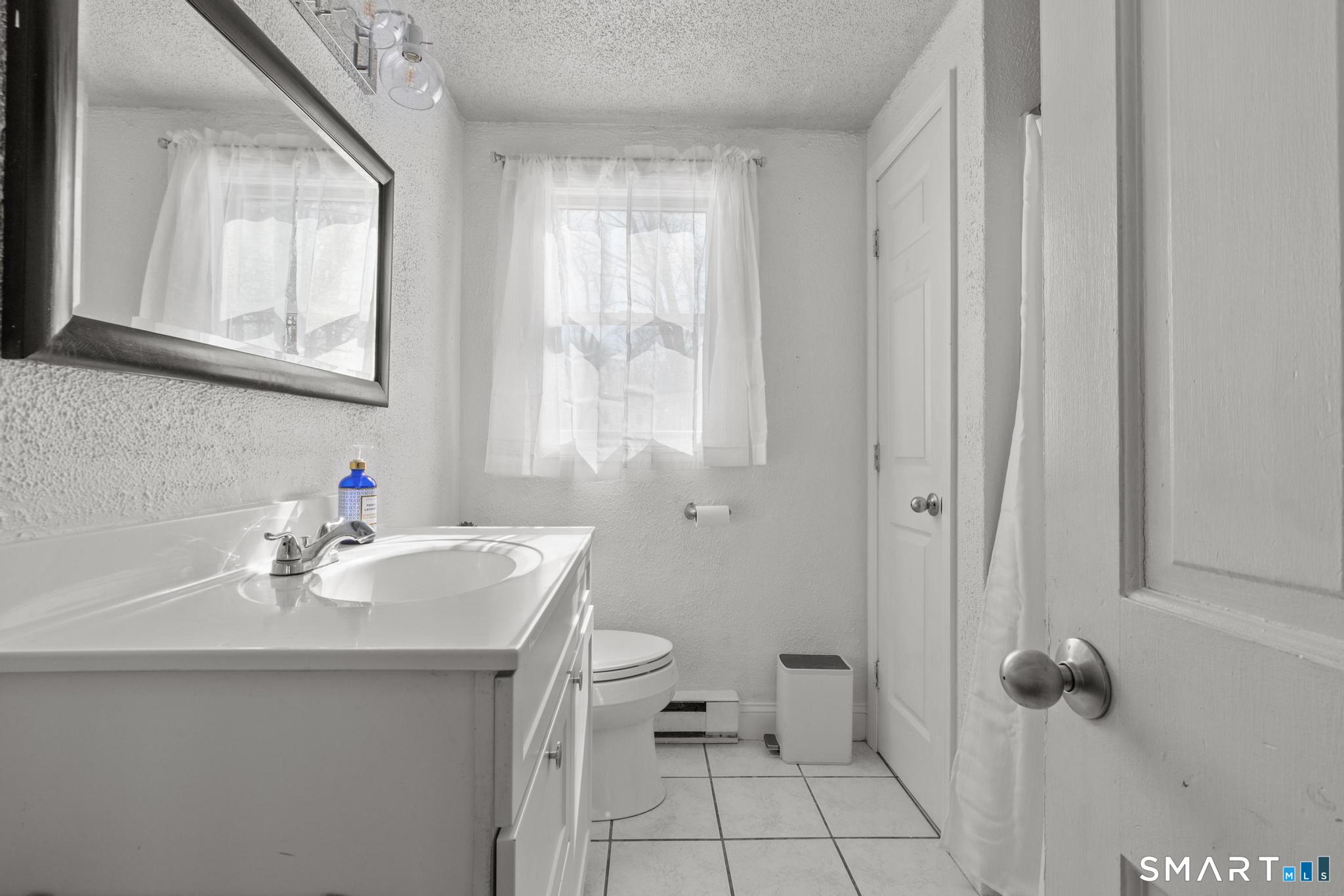 29 Silver Lane Enfield, CT 06082 - Photo 16 of 33