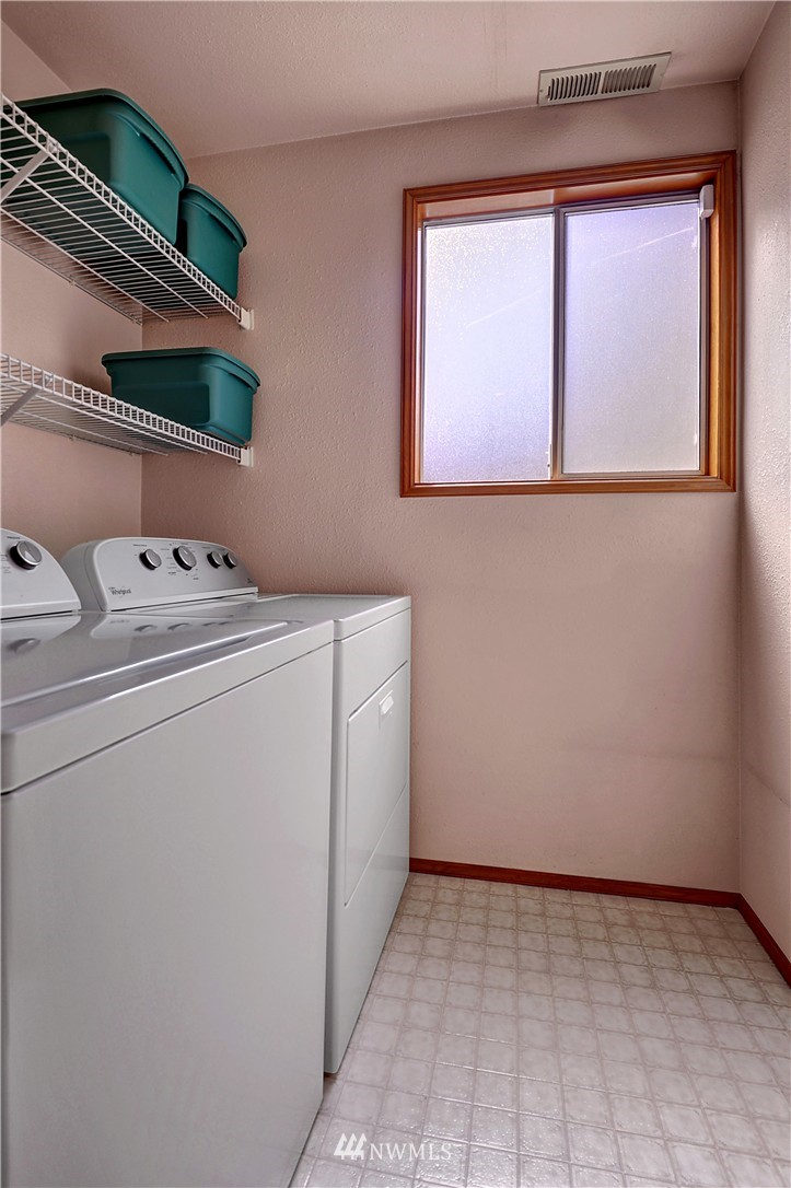 13352 Southeast 197th Street Renton, WA 98058 - Photo 14 of 23 Gallery Image 14