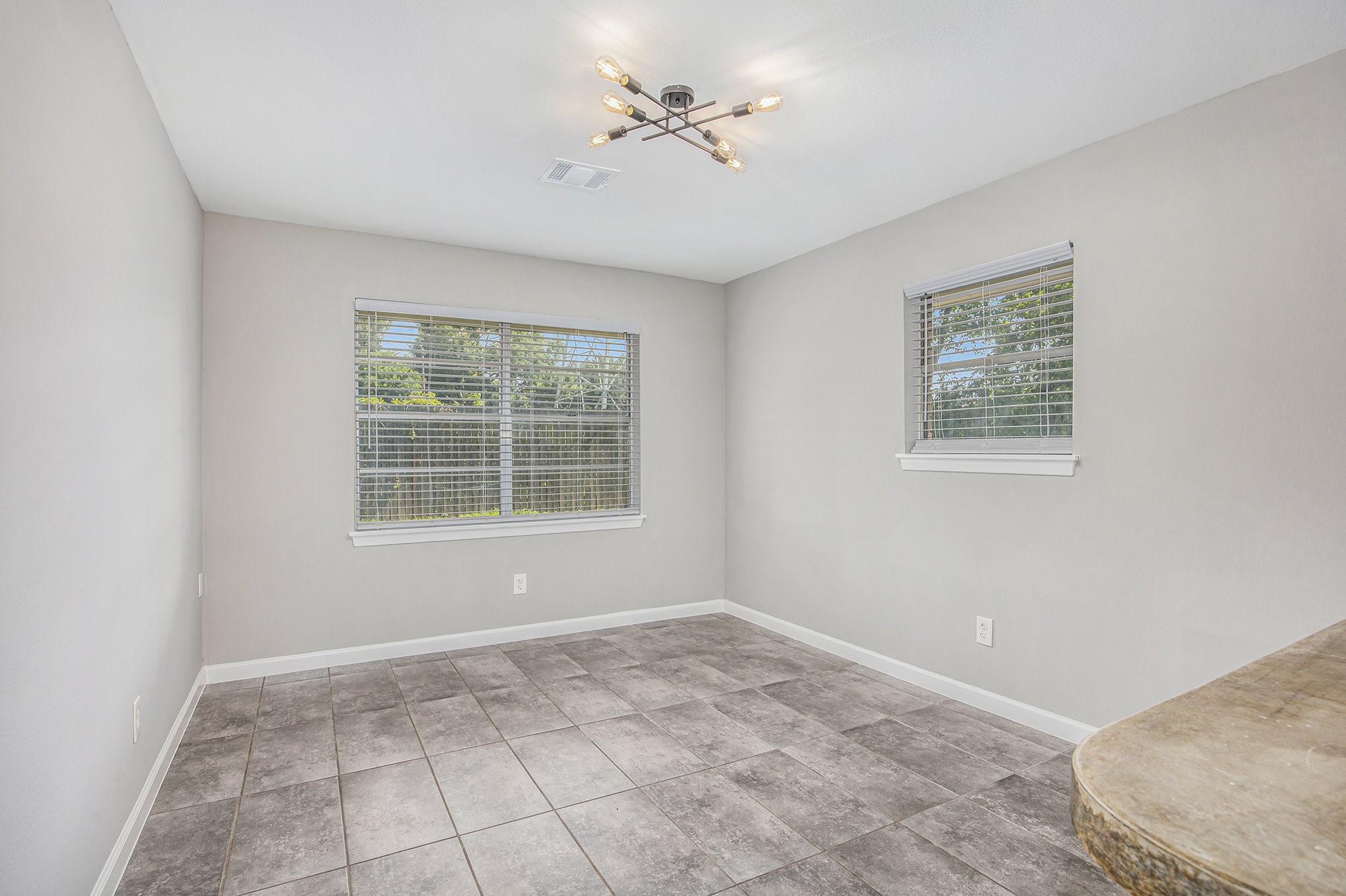 2902 Helberg Road Houston, TX 77092 - Photo 14 of 25 Gallery Image 14