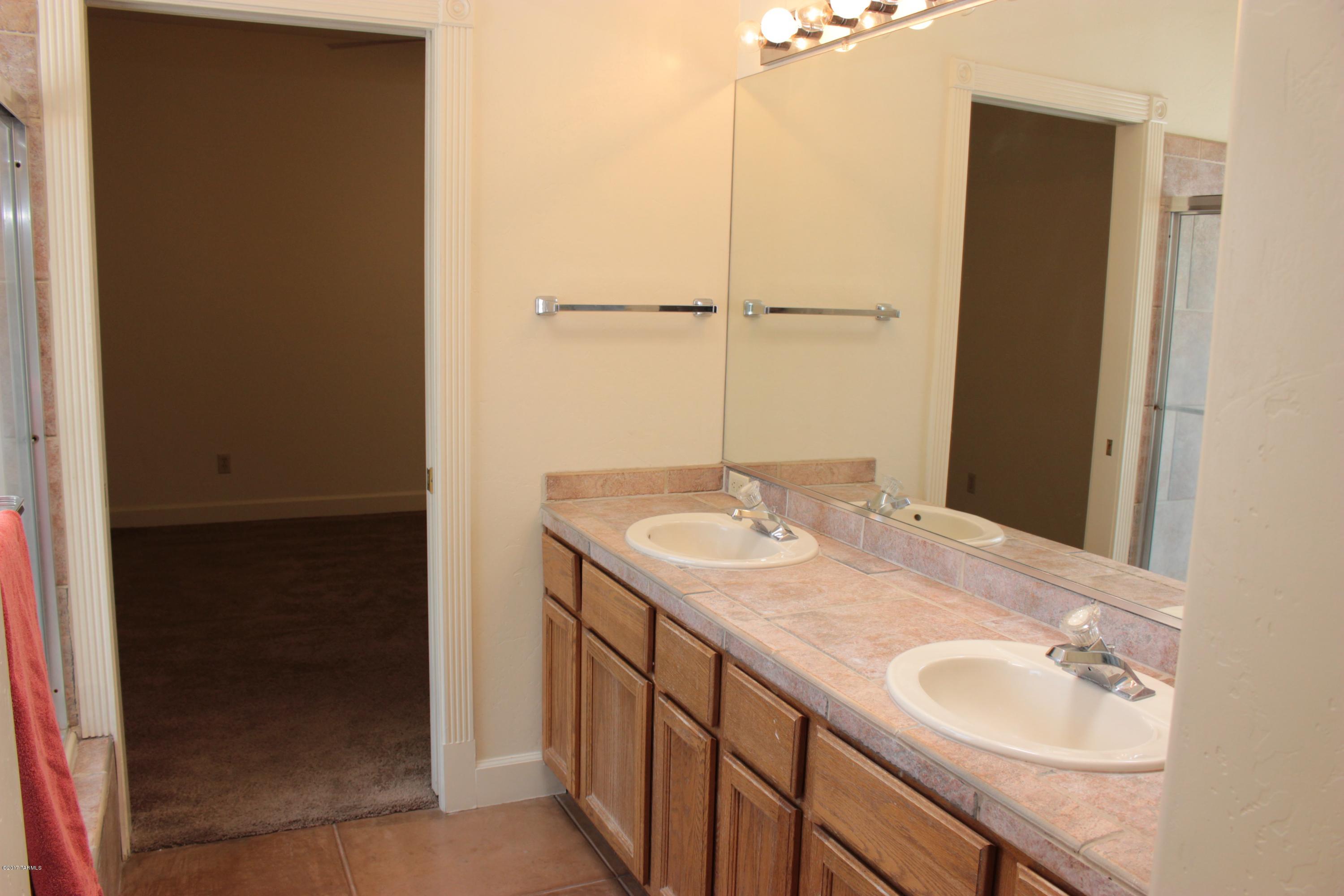 1594 East Painted Colt Loop Tucson, AZ 85719 - Photo 13 of 22