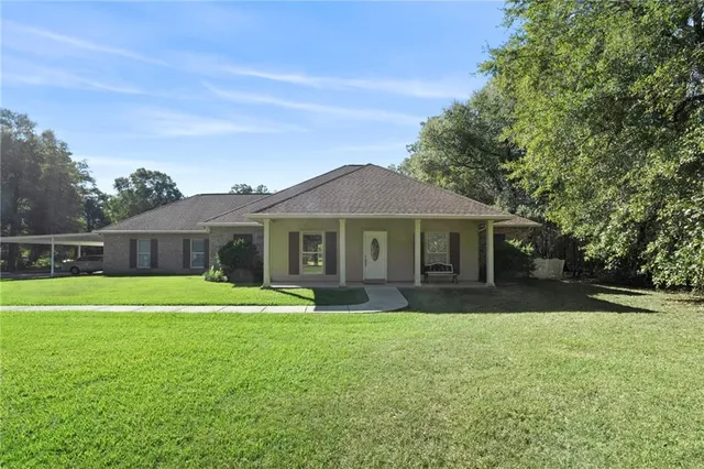 $550,000 | 20128 Highway 190, Hammond, LA 70403