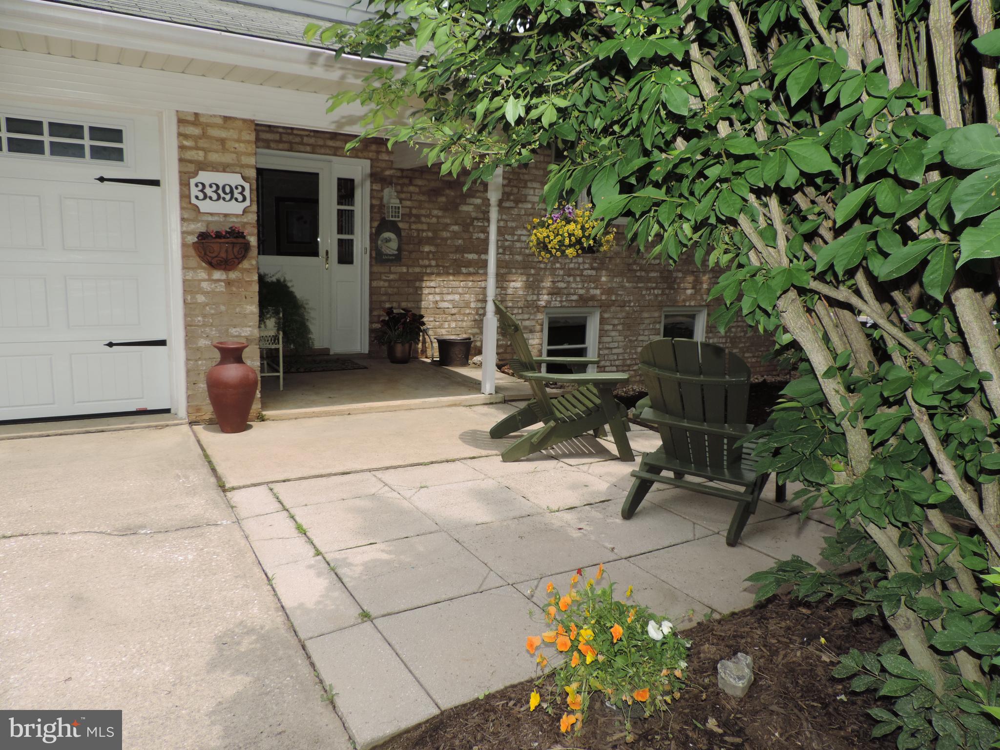 3393 Edenbridge Road York, PA 17402 - Photo 5 of 42 Gallery Image 5