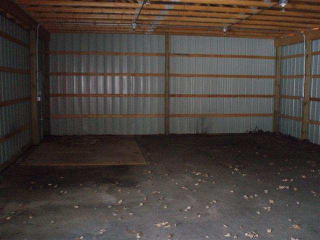 7423 Broadbridge Road Marine City, MI 48039 - Photo 7 of 30 31041868-6.JPG