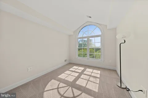 $1,275,000 | 8609 Terrace Garden Way, Bethesda, MD 20814