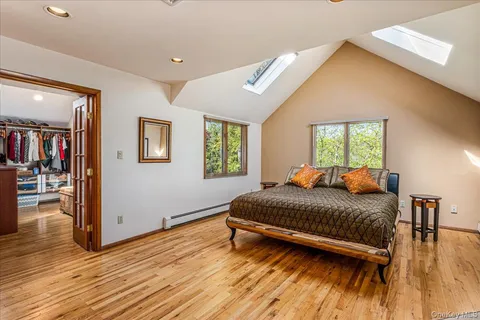 $1,150,000 | 47 Main Street, East Setauket, NY 11733