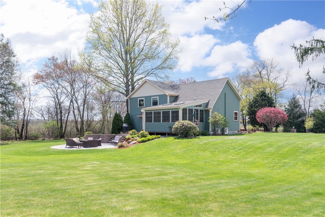 495 Waites Corner Road South Kingstown, RI 02892 - Photo 6 of 39