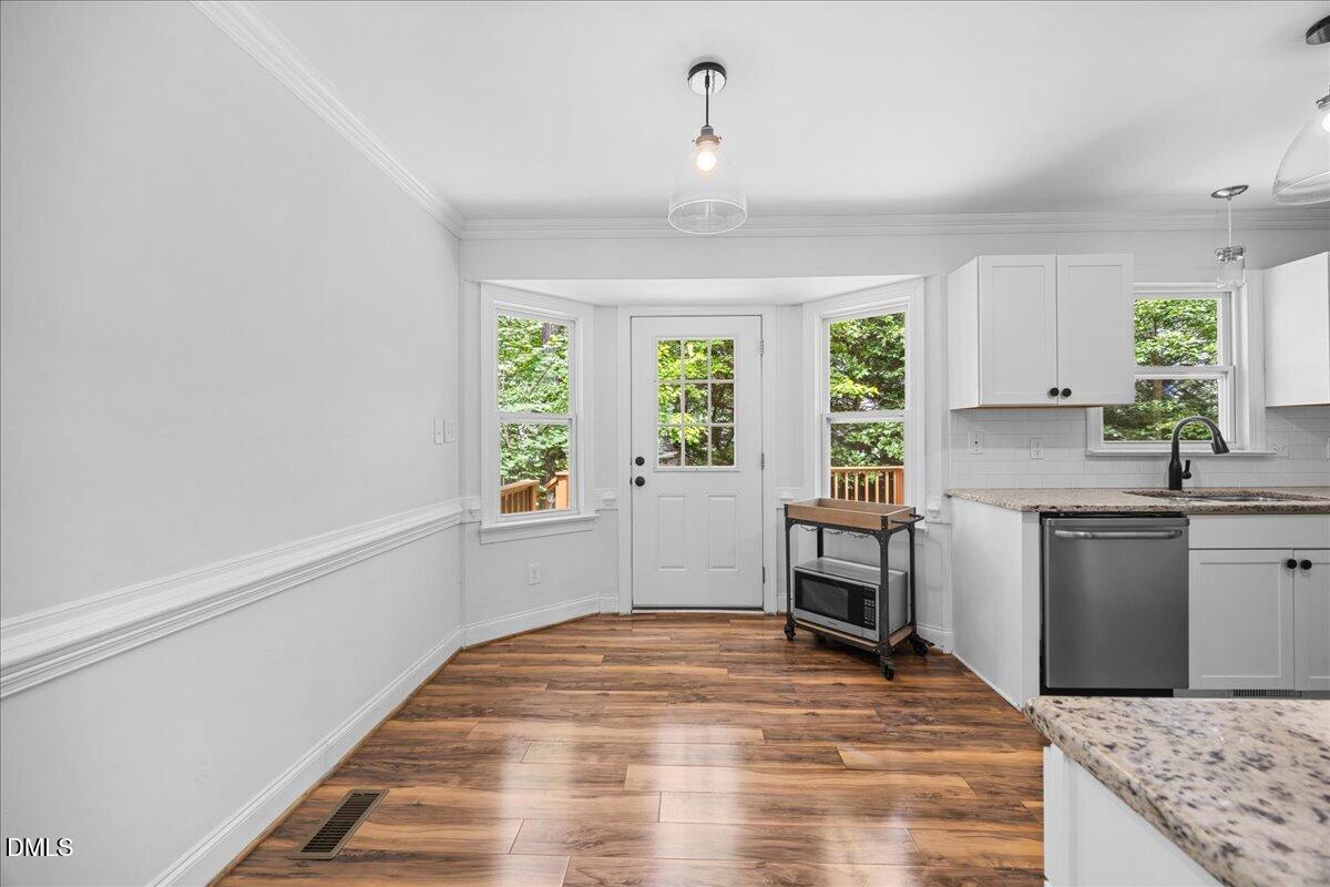 4404 Lancashire Drive Raleigh, NC 27613 - Photo 10 of 37 09-2A1A1873