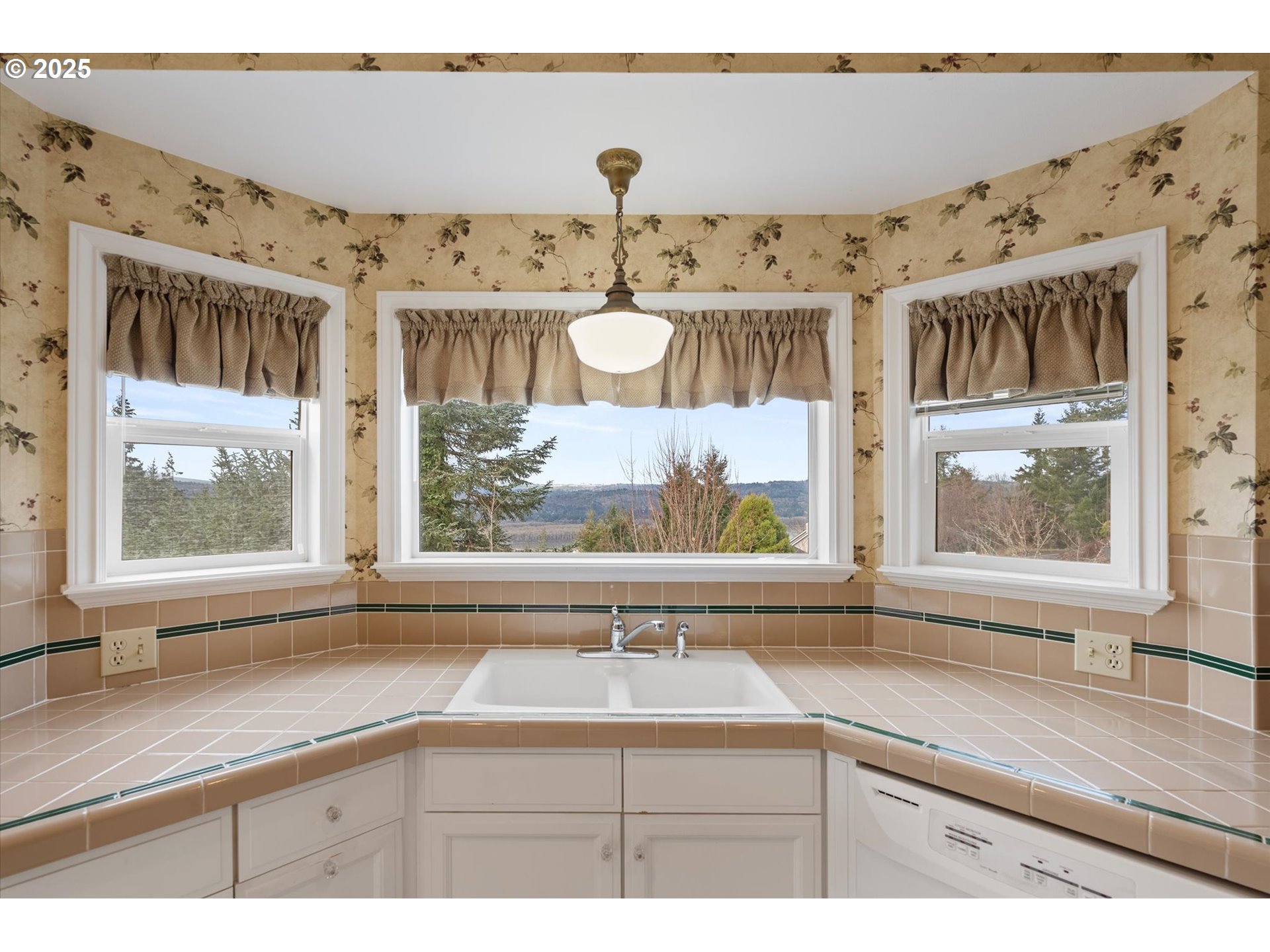 1045 Taylor Road Kalama, WA 98625 - Photo 19 of 40