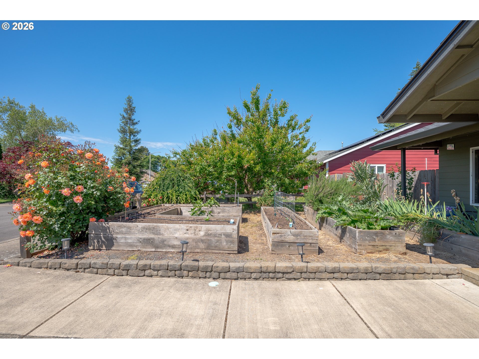 140 Getchell Court Amity, OR 97101 - Photo 9 of 48